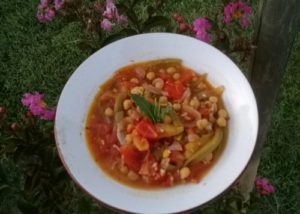 Assiette de pois chiches à la catalane - La Ferme des Bouviers